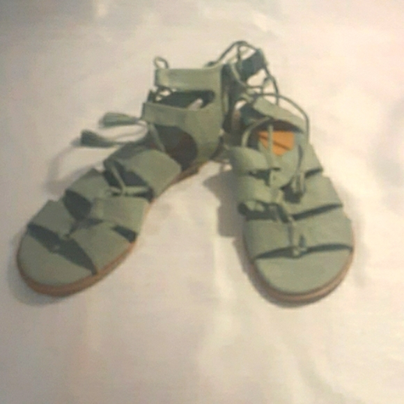 Old Navy summer sandals - green size9 - Picture 3 of 7